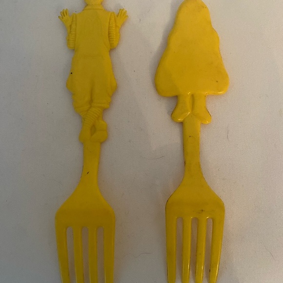 1980 McDonalds Yellow Ronald & Grimace Forks (2) - Picture 2 of 7